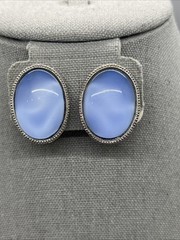 Vintage Blue Oval Clip On Earrings Silver Tone Bezel Cabochon Acrylic Mod Style