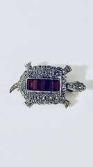 Vintage Signed Sterling Silver 925 TURTLE Red Stones Brooch Pin Fine Jewelry