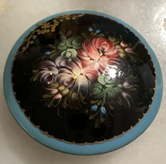 Hand-Painted Signed Round Floral Brooch Pin, Black Blue Multicolor, Women’s