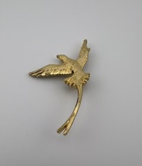 Vintage Signed Bird Brooch Gold Plated Pewter Swallow Figural Pin Flying, Used.
