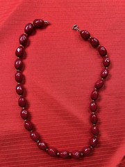 VTG Necklace L:20″ (50 cm) W:0.5″ (12mm) Red Wine Oval Plastic Spring Ring Clasp
