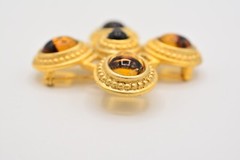 Danecraft Vintage Maltese Cross Cabochon Pin Brooch Brushed Gold Signed BinA18