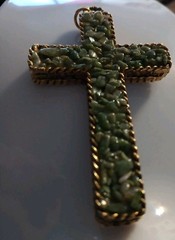 Vintage Large Cross 3″Pendant (Heavy) Braided Goldtone Jade Chipped Stone Cross