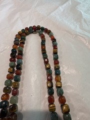 Ladies’ vintage 52″ multi-color, multi-stone necklace. Excellent condition