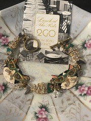 VTG LATR 2GO Glamour Puss Cat Enamel Charm Bracelet 8”