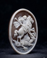 AMAZING SHELL CAMEO HANDMADE SIGNED