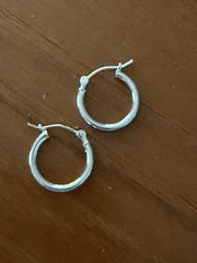 Beautiful Hoop earrings /Click On 0.5”Diameter,sterling silver New 2mm Width