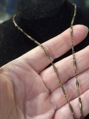 VICTORIAN REVIVAL BRONZE T. TRIPLE DROP LAVALIER NECKLACE PINK RHINESTONES 16”