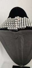 RARE Bib women necklace silver tone very light weight metal prongs 1.55n oz.