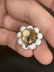 Vtg JAPAN White Milk Glass Round Beaded 7/8” Cluster Screw Back Earrings Floral