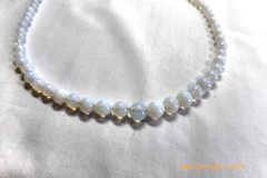 VINTAGE WHITE OPALESCENT GLASS PEARL NECKLACE