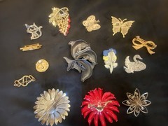 Vintage Brooch Pin Lot 14 Total See Photos For Additional Information