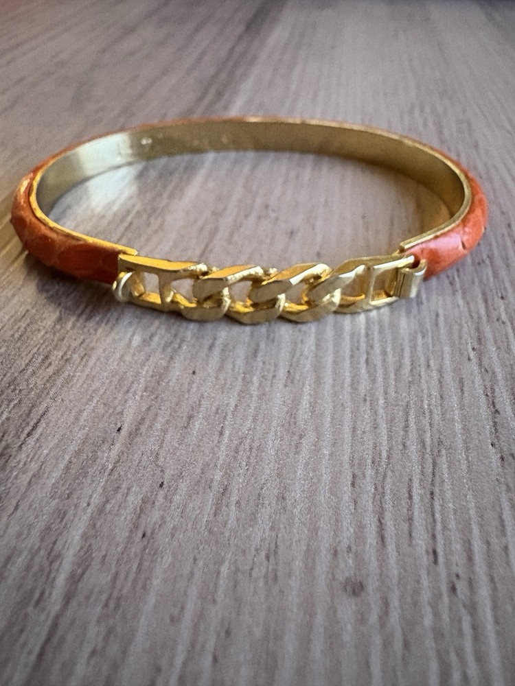 Vintage SIGNED, FLORENCE ITALY 24KT PLATED BRACELET.