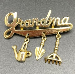 Gold Tone Grandma Garden Brooch for Mother’s Day Spring All Occasions