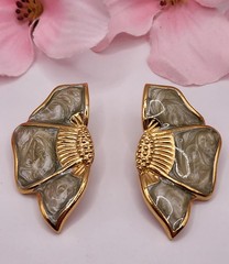 Vintage Signed Monet Garland Runway Couture Statement Flower Clip Earrings 1984