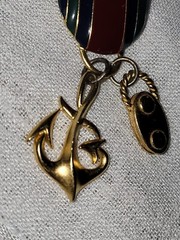 Medal Military Style Anchor and Pulley M JENT Vintage Gold Pin Brooch V-0139