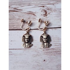 Vintage Screw On Earrings – Egyptian Pharaoh Design Dangle