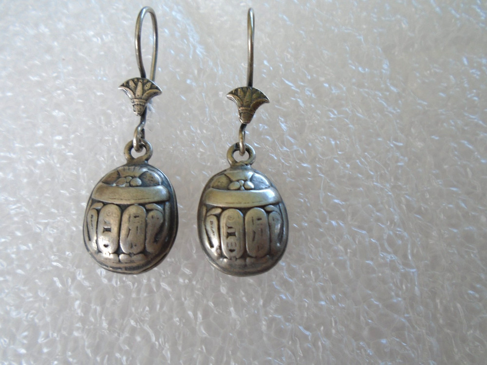 VINTAGE STERLING SILVER EGYPTIAN HEIROGLYPHICS SCARAB BEETLE DANGLE EARRINGS
