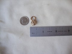 VINTAGE SMALL 2-SIDED BALL CLEAR RHINESTONE CLUSTER GOLD TONE CHARM/PENDANT