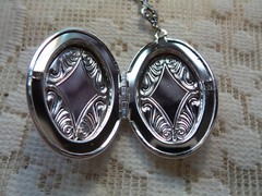 SILVER PLATED FILIGREE VICTORIAN CAMPHOR GLASS LOCKET