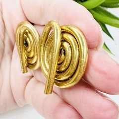 Vintage Jeff Lieb Industrial Brutalist Metal Spiral Gold Tone Clip On Earrings