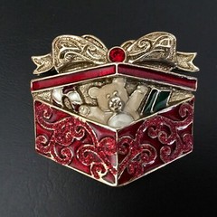 Christmas Teddy Bear in Gift Box Pin Victorian Style Gold Tone & Red Enamel