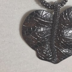 Gunmetal Gray Hammered Metal Heart-Shaped Leaf Pendant Necklace