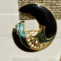 Vintage Berebi Green Blank Enamel Gold Cutout Tone Statement Post Earrings