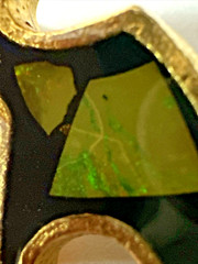 Vintage Australian Opal Kangaroo Brooch Gold Tone Black Enamel Souvenir Pin 1.5″