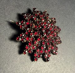 Antique Vintage Bohemian Garnet Star Snowflake Flower Brooch Tiered Pin 11.1g