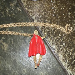 Vintage Superman Diecast Necklace w/ Chain 1978 DC With Comics Planter