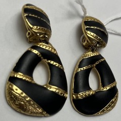 Vintage Edgar Berebi Black Gold Door Knocker Earrings Clip On Statement