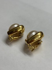 Joan Rivers Vintage Pearl Clip-On Earrings: Gold-Plated Heart Design