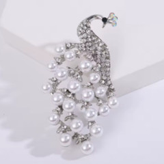 Vintage Style Peacock Bird Rhinestone Crystal White Bird Brooch Pin Pendant Gift
