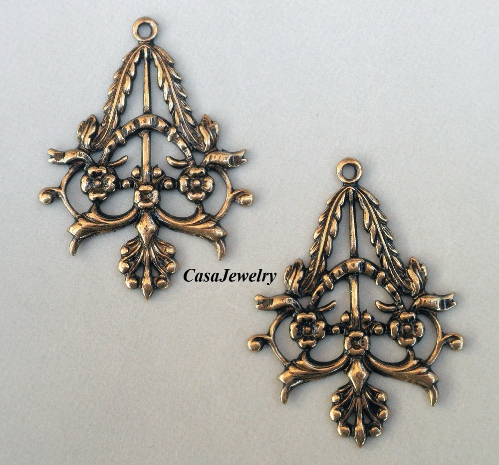 #0186 ANTIQUED GOLD OPEN FLORAL & LEAF DROP W/TOP HANG RING – 2 Pc Lot