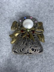 Vintage Angel Brooch Pin Set Filigree Faux Pearl Rhinestone Christmas Pair Retro