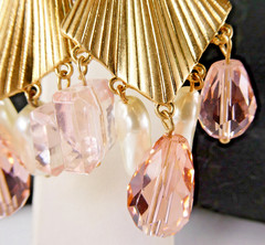 Lovely Chandelier Drop Earrings Pink Glass Crystal & Faux Pearls Gold Tone Post