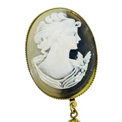 Vintage gold tone resin cameo dangle designer brooch