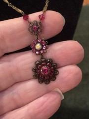 VICTORIAN REVIVAL BRONZE T. TRIPLE DROP LAVALIER NECKLACE PINK RHINESTONES 16”