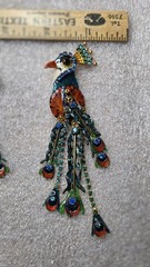 VINTAGE “LUNCH AT THE RITZ” RHINESTONE PEACOCK BIRD DANGLE CLIP ON EARRINGS