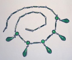 Gorgeous ART DECO Silver Tone GREEN GLASS Bar/Dangle TEARDROP NECKLACE