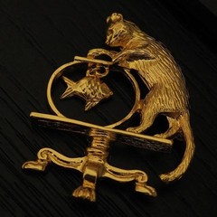 2Pcs Antique Jewelry Cat Vintage Fishing Brooch Personality Fashion Zinc Alloy