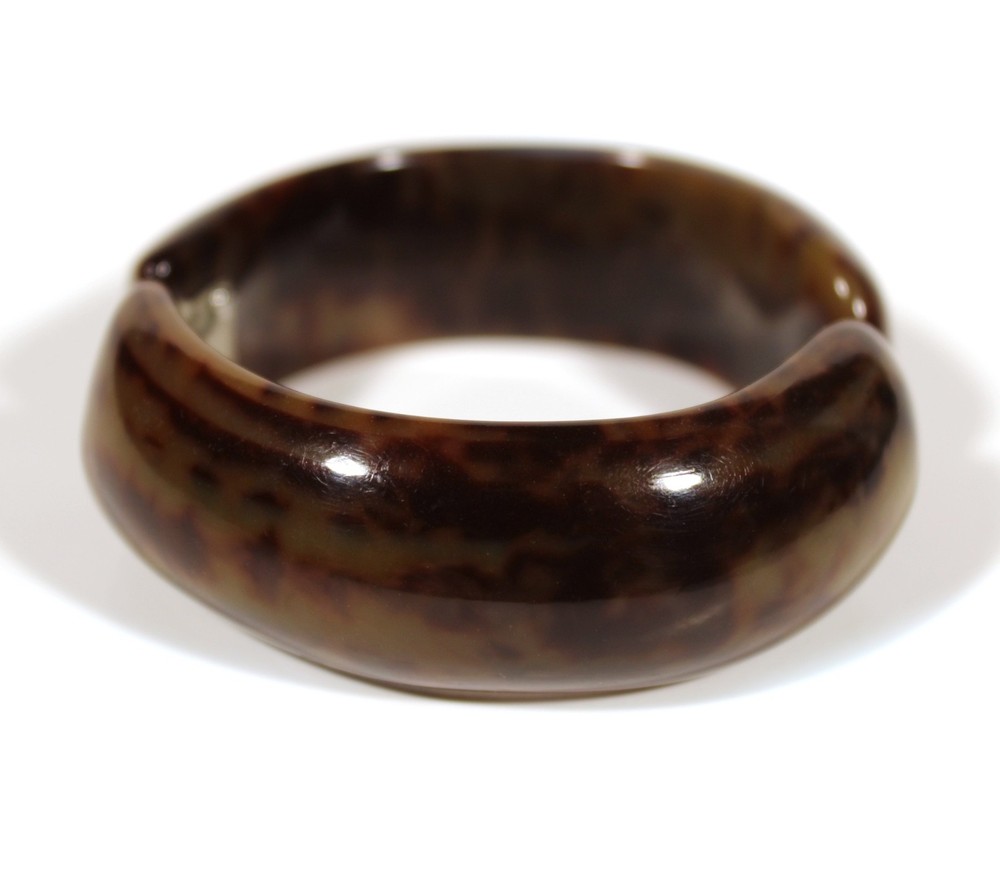 MOTTLED DARK & GOLDEN BROWN EARLY PLASTIC HINGED CLAMPER BRACELET VINTAGE