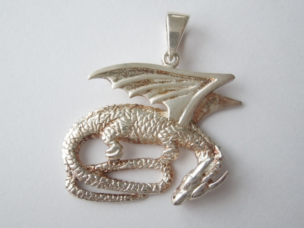 925 Sterling Silver Dragon Pendant 7.2 g/3.2 x 3.2 cm