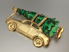 AJC Christmas Brooch Bringing Home the Tree with Car Gold Tone and Enamel