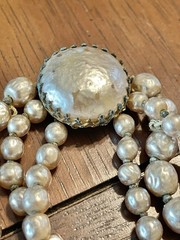 MIRIAM HASKELL Vtg Faux Baroque Graduated 2 str Gray Pearl Necklace & Bracelet