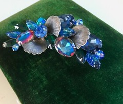 JULIANA D&E BROOCH PIN BOOK PIECE W/ HELIOTROPE WATERMELON RHINESTONES WOW
