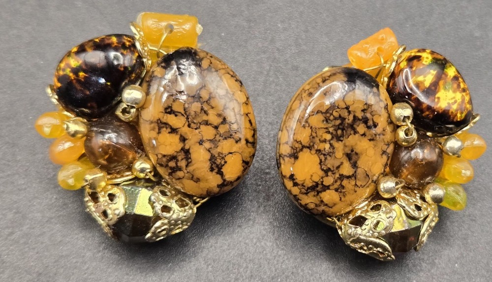 Vintage HONG KONG Clip On Earrings Amber Glass Stone Cluster Gold Tone
