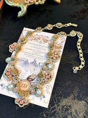 Vintage Baroque Jewelry Set Pink Crystal Necklace Earrings Gold Tone Floral