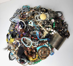 Vintage Costume Jewelry Lot Over 3 Pounds For Craft Repurpose Wear Estate Junk